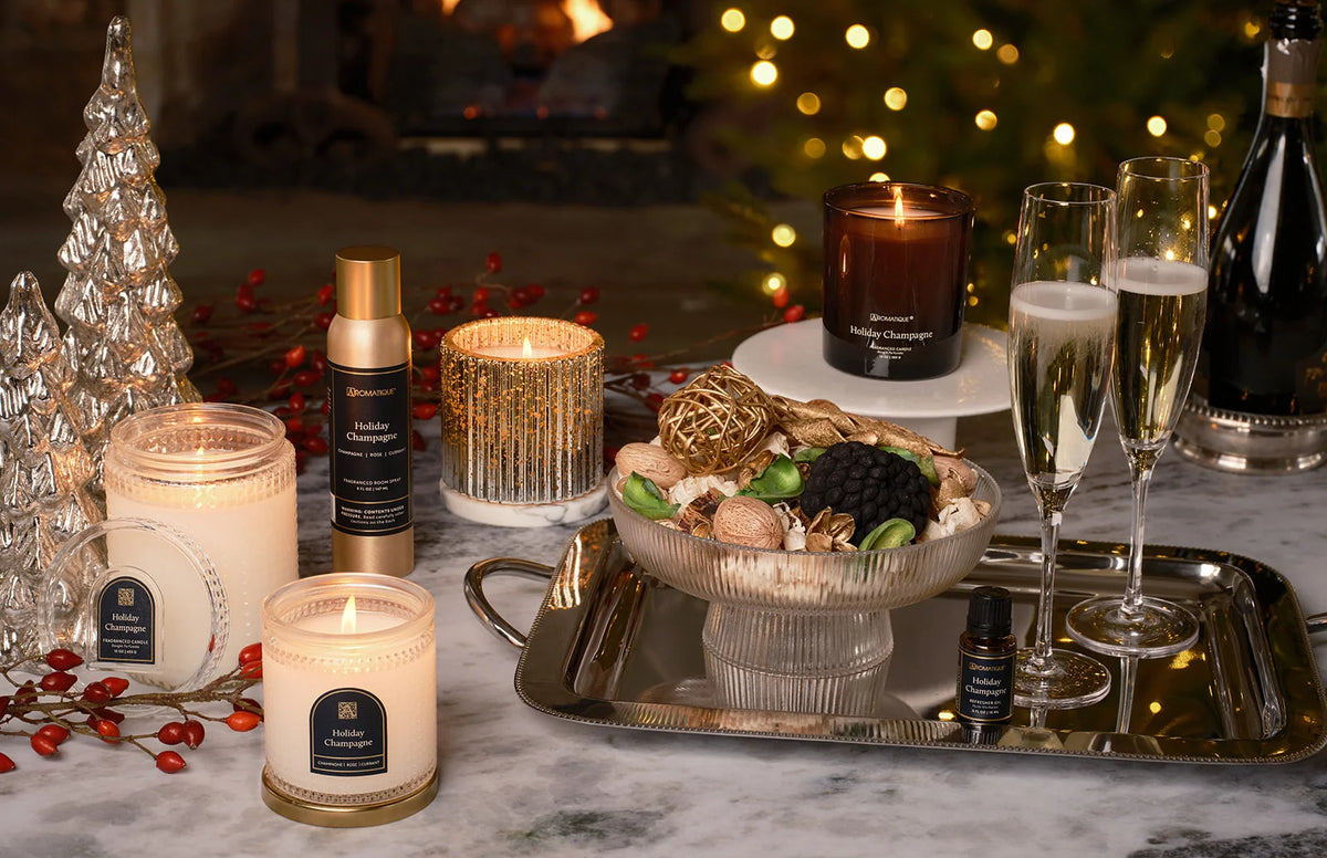 Holiday Champagne - Textured Glass Candle - 6 oz
