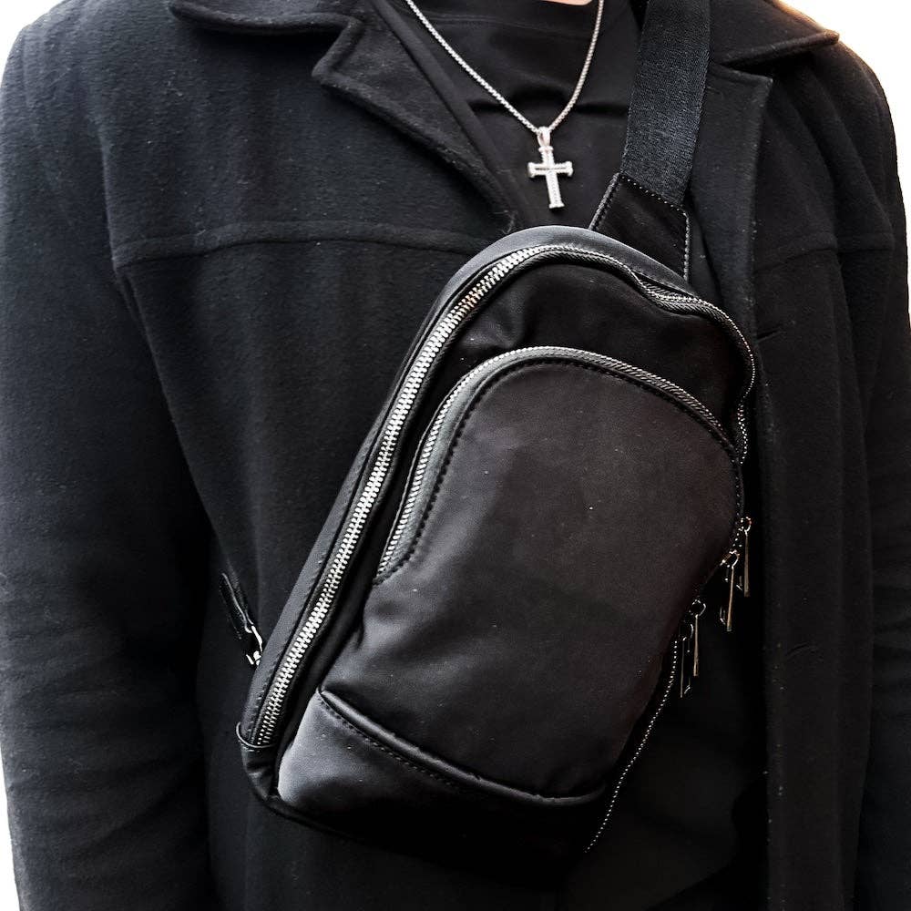 L'uomo Unisex Crossbody Bag