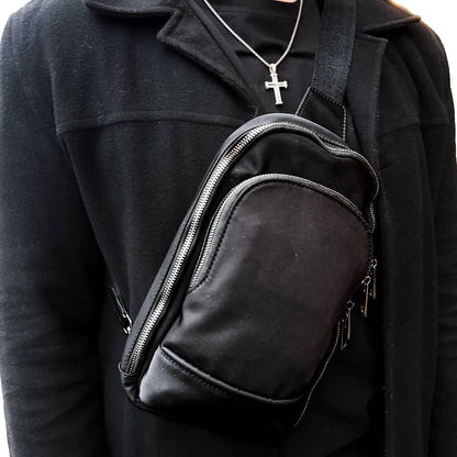 L'uomo Unisex Crossbody Bag